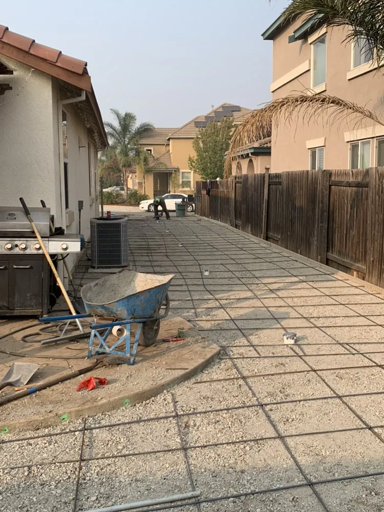 Expert garden landscaping in Brentwood, CA by Mario Sanchez Landscaping and Associates