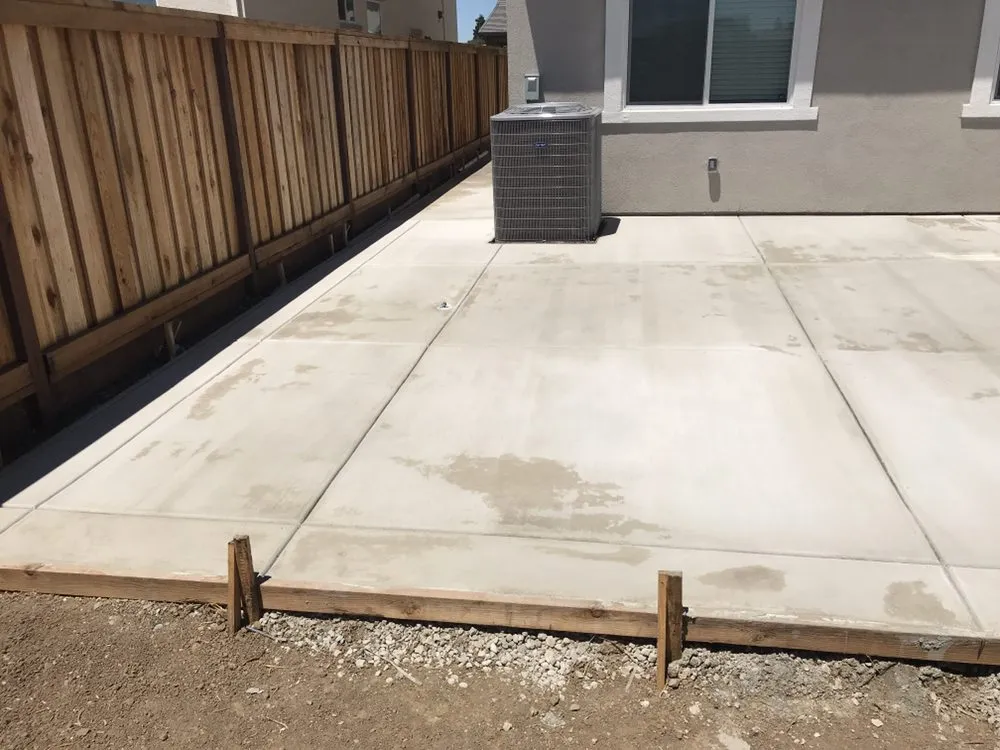 Expert lawn care service experts serving Brentwood, CA - Mario Sanchez Landscaping and Associates