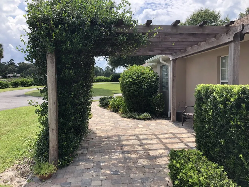 Professional landscaping services experts serving Ocala, FL - Marion Lawn and Landscape