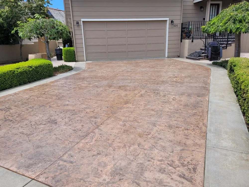 Top-rated yard cleanup service in Santa Cruz, CA - Mario's Gardens