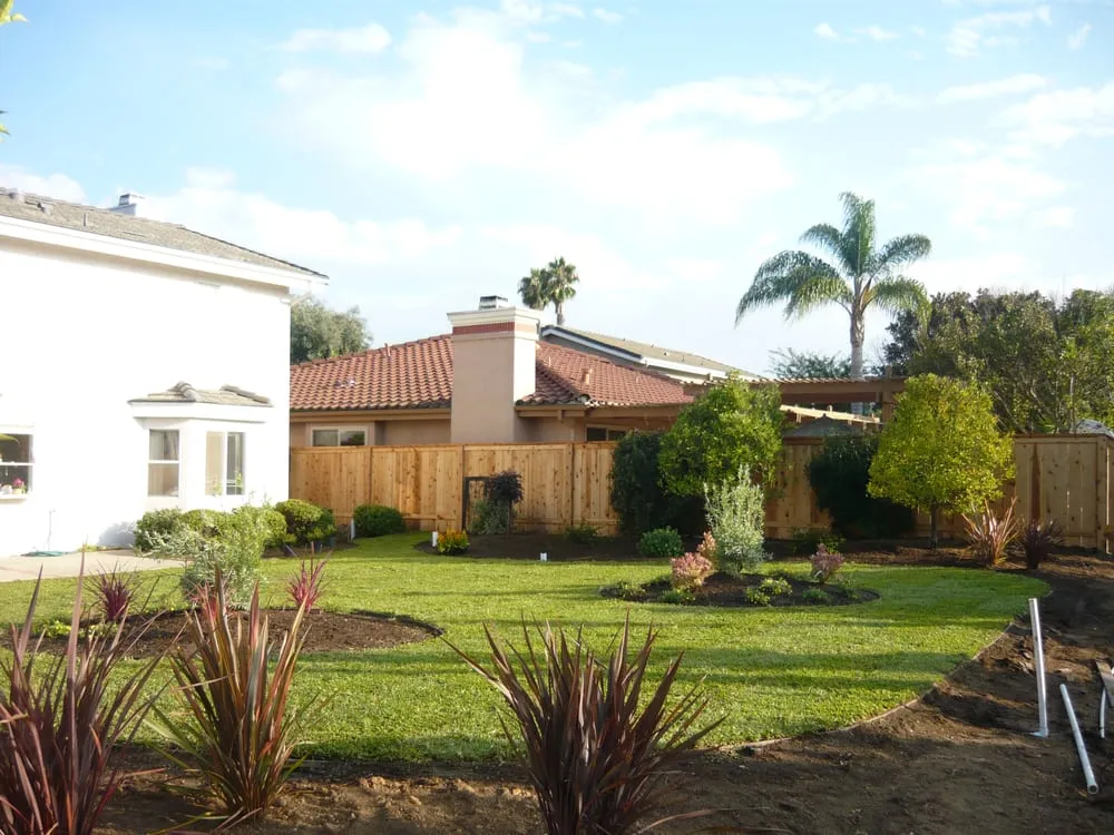 Expert landscaping services experts serving Encinitas, CA - Mario's Landscape