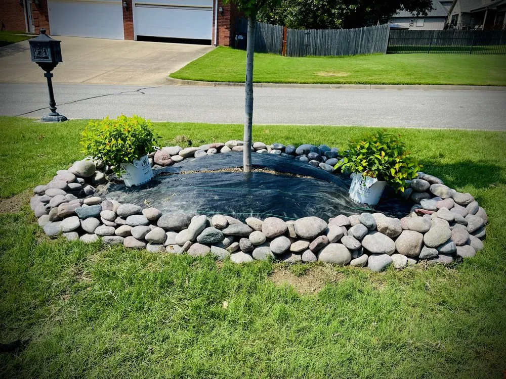 Affordable yard maintenance experts serving Tulsa, OK - Marios Landscaping & More