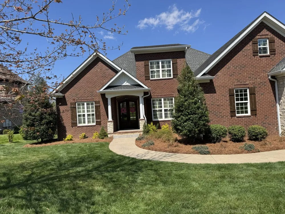 Professional landscaping services in Bowling Green, KY - Marios Lawn And Landscaping