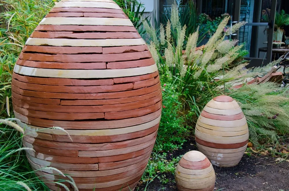 Custom yard cleanup service in Berkeley, CA by Mariposa Gardening & Design