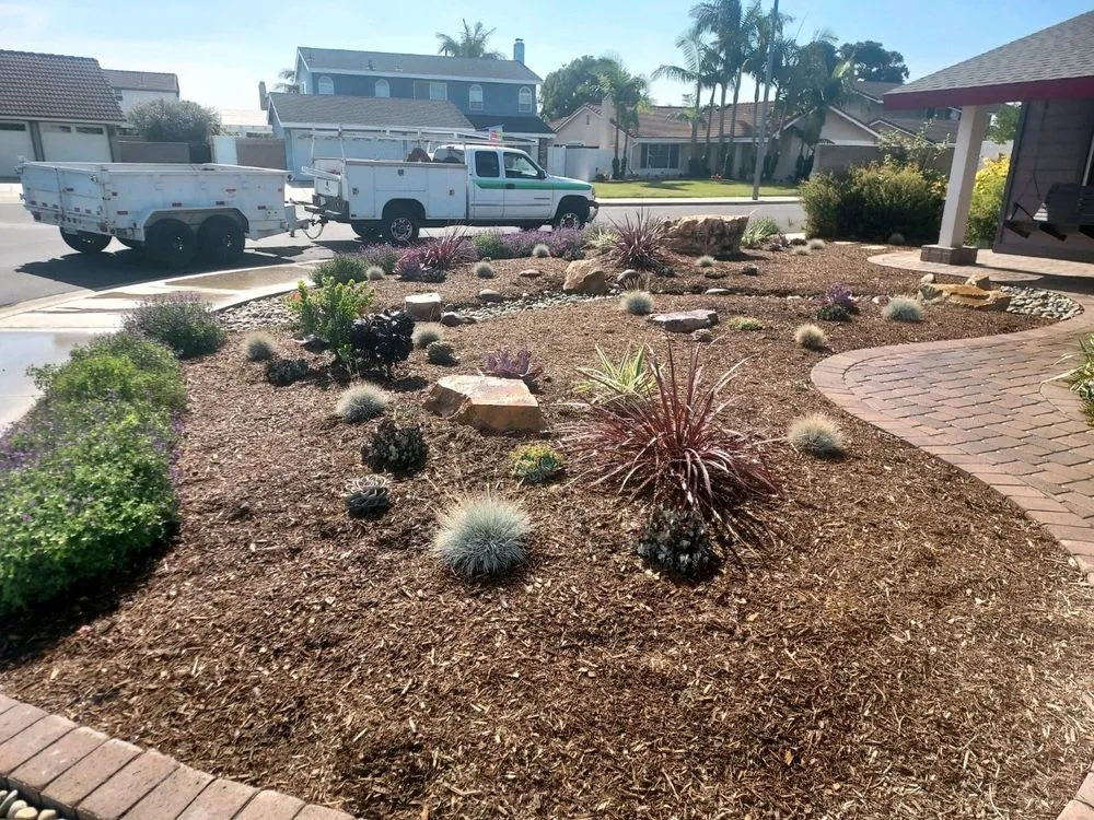 Custom lawn mowing service with custom design in Huntington Beach, CA by Mark Talmo Landscape