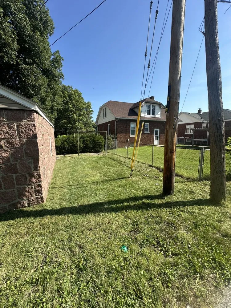 Top-rated yard maintenance in Swansea, IL - Mark1pro Lawn Service