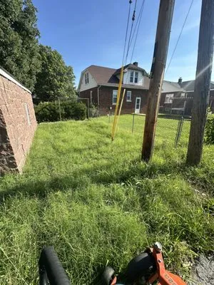 Mark1pro Lawn Service Logo