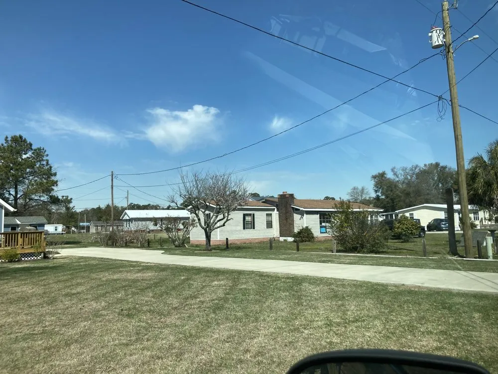 Expert lawn care service in Cape Carteret, NC - Marker 24 landscaping