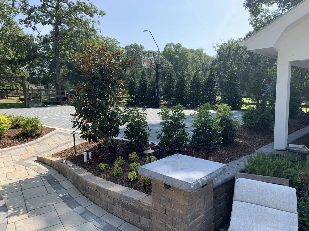 Affordable lawn care service in Matthews, NC - Markham Visuals