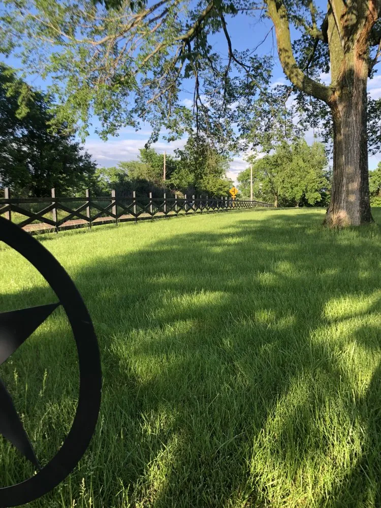 Local lawn care service with custom design across Independence, MO - Mark’s Complete Lawn Care