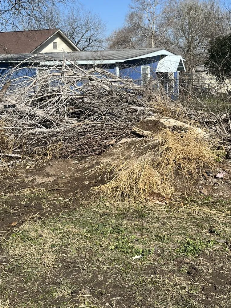 Custom lawn mowing service for outdoor upgrades across San Antonio, TX - Mark’s home improvement
