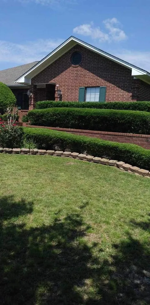 Trusted lawn care service in Texarkana, TX - Mark’s Lawn And Landscaping