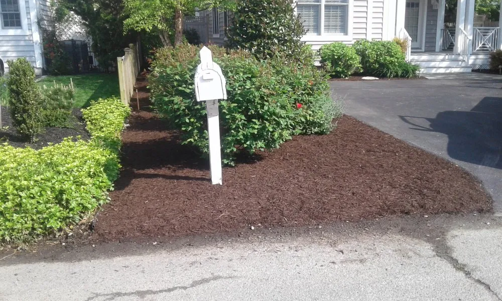 Custom residential landscaping in Nassau, DE - Mark's Lawn Care