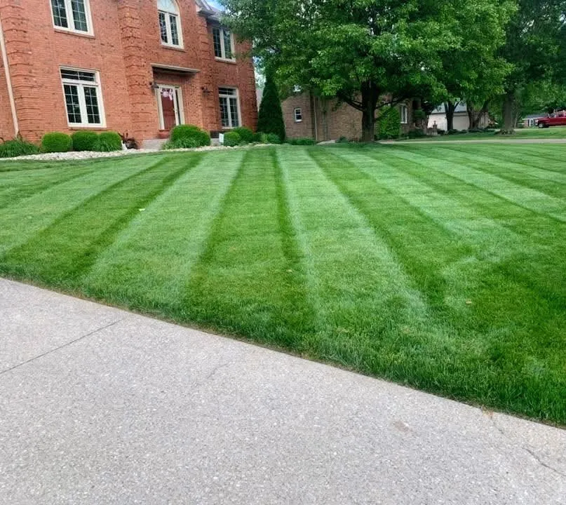 Top-rated outdoor landscaping in Jeffersonville, IN - Mark's Quality Lawn Care