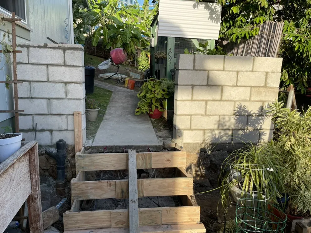 Local yard cleanup service with custom design across Waipahu, HI - Mark's Zone