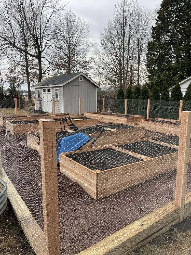 Trusted yard maintenance in Trenton, NJ - Marlon Tree Service And Landscaping