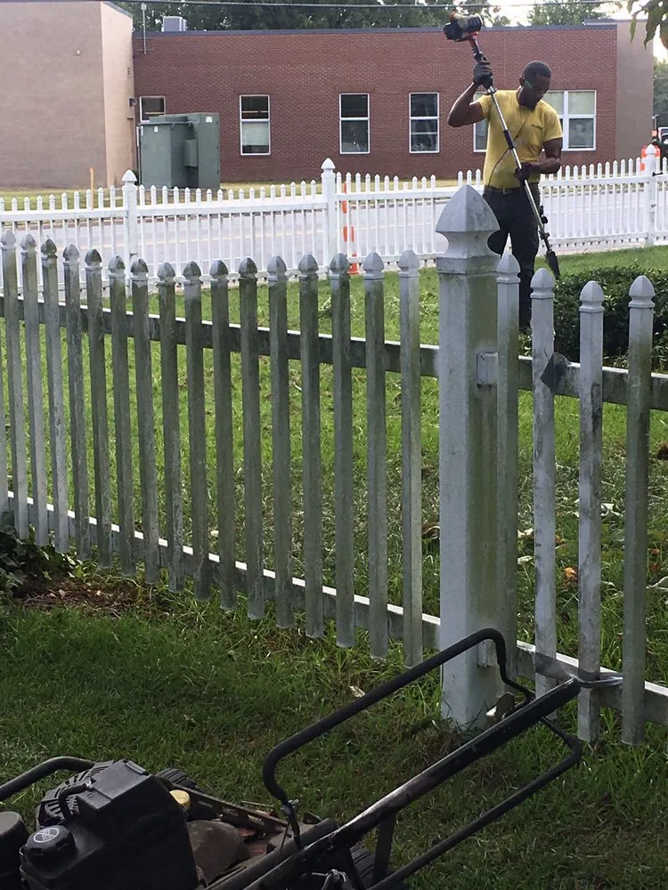 Affordable yard cleanup service experts serving Wilson, NC - Marlon's Landscaping