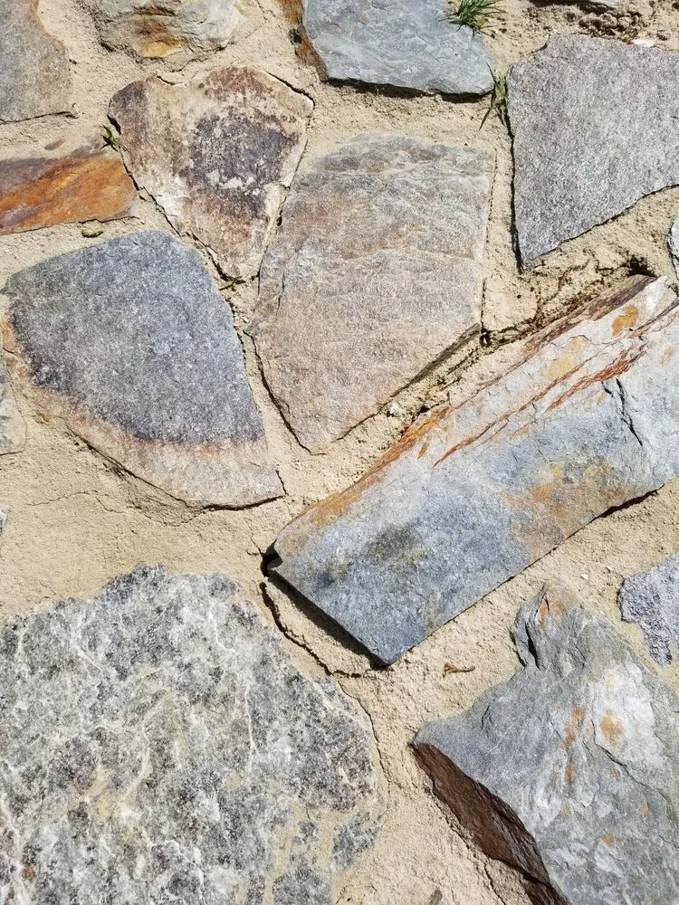 Professional yard maintenance experts serving Yorktown, VA - Marlowe’s Outdoor Kitchens and Patios