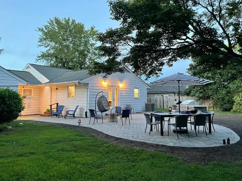 Professional yard maintenance experts serving Yorktown, VA - Marlowe’s Outdoor Kitchens and Patios