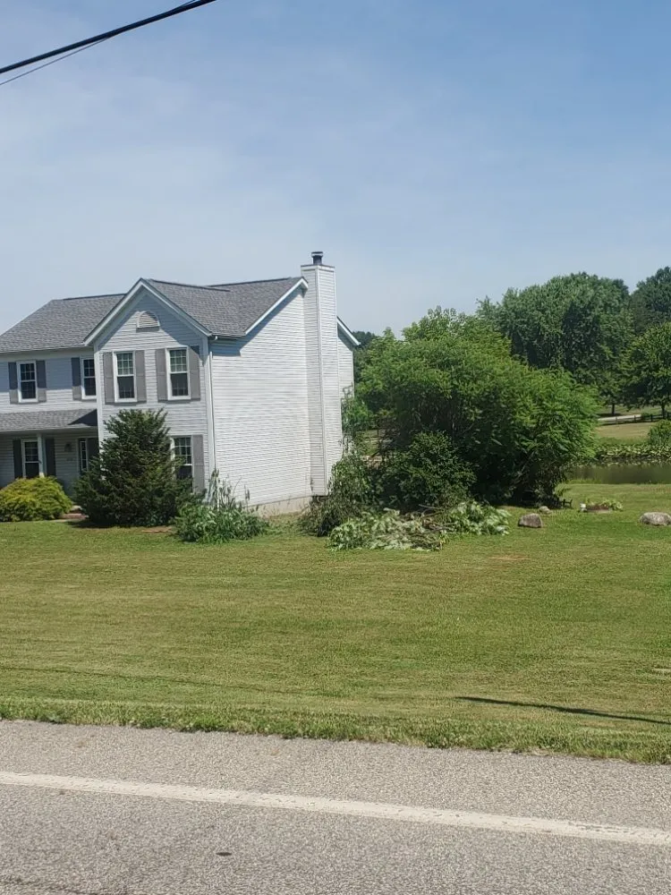 Affordable lawn mowing service in Ravenna, OH - Marozzi’s Terrain Management