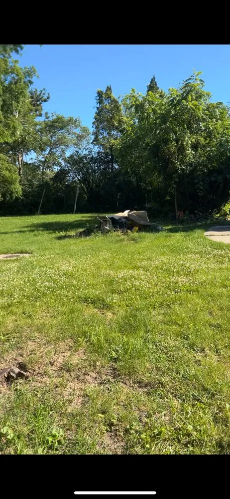 Trusted yard maintenance experts serving Harvard, IL - Marquez and Escobar Landscaping