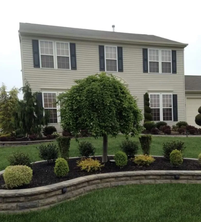Reliable yard maintenance with custom design across Vineland, NJ - Marquez Landscaping