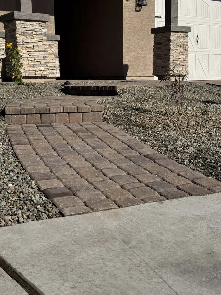 Reliable garden landscaping for beautiful yards across Phoenix, AZ - Marquez Luxury Landscape
