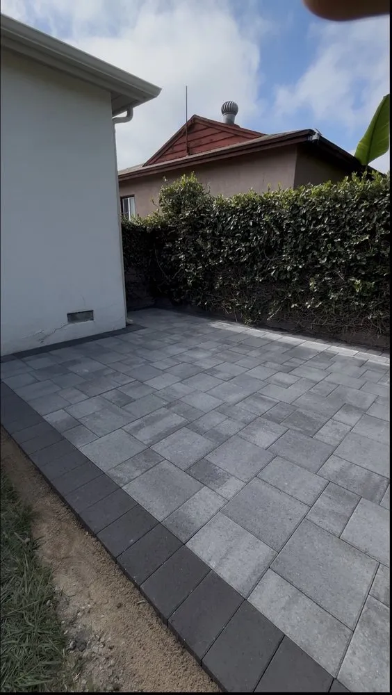 Professional lawn mowing service in Santa Ana, CA - Marquina Landscaping