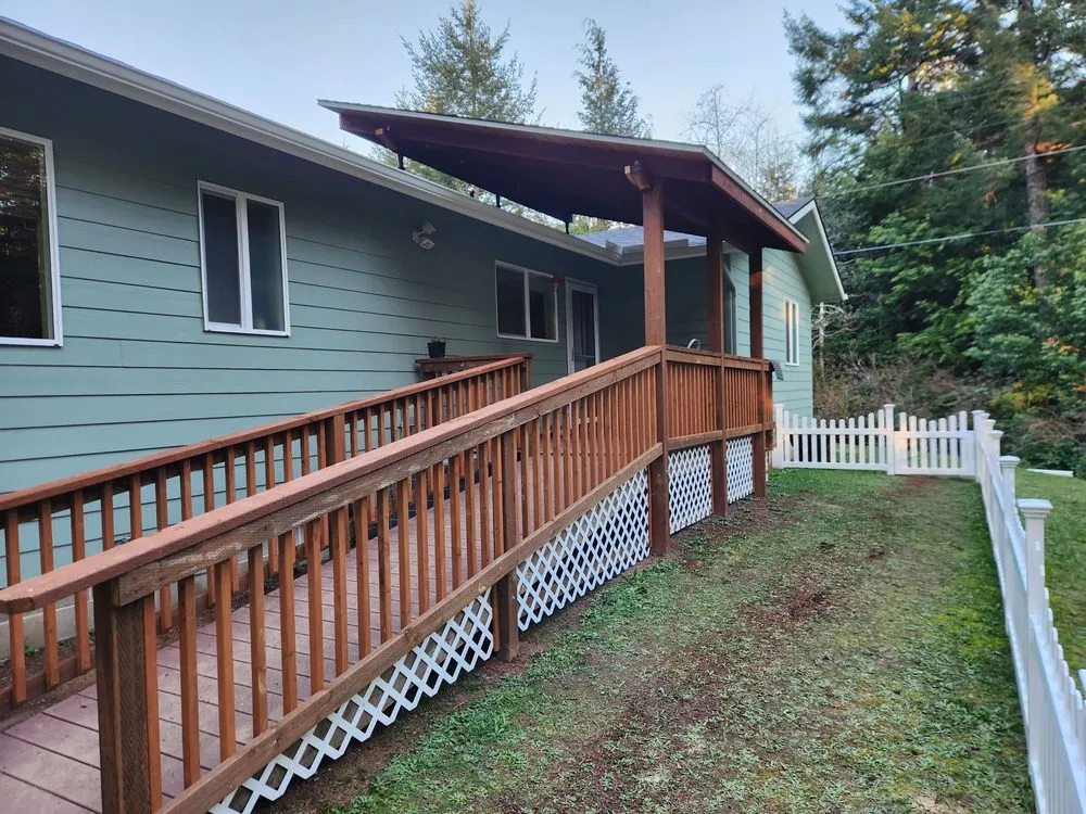 Top-rated lawn care service experts serving Rogue River, OR - MARR Construction