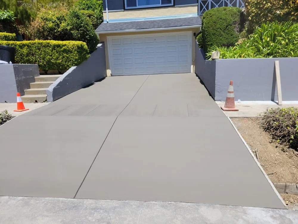Custom outdoor landscaping in Fort Bragg, CA - Marroquin Morales Pavers