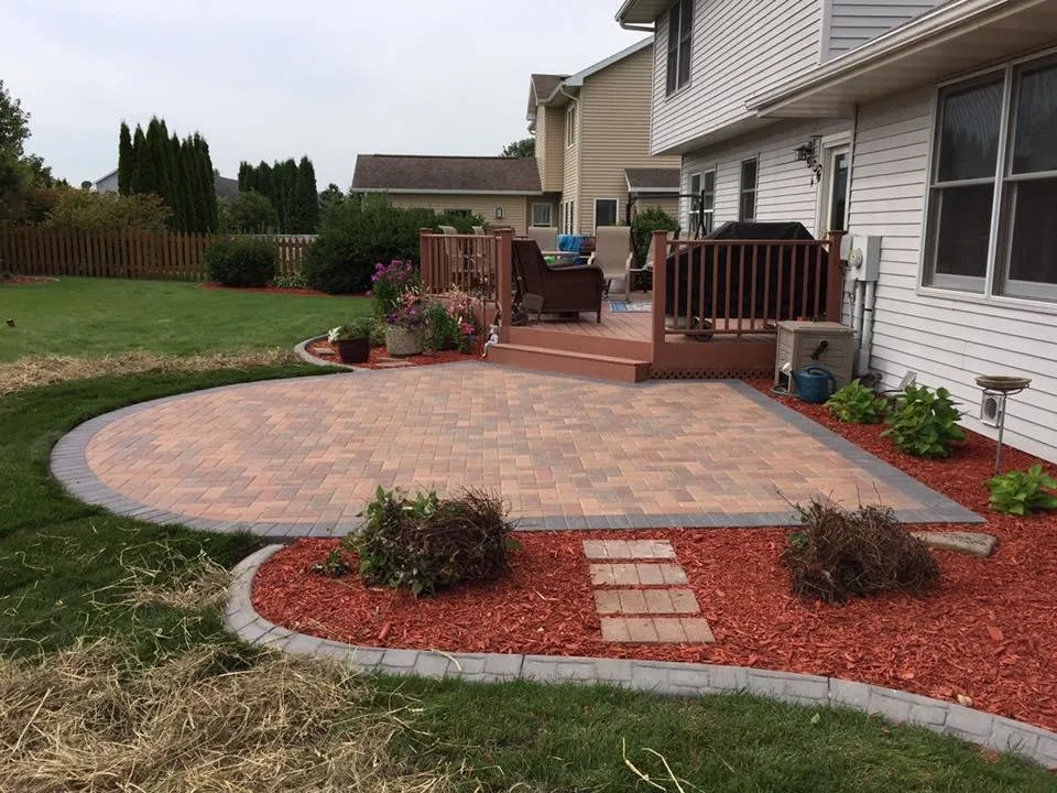 Top-rated yard cleanup service experts serving Sun Prairie, WI - Mars Renovations
