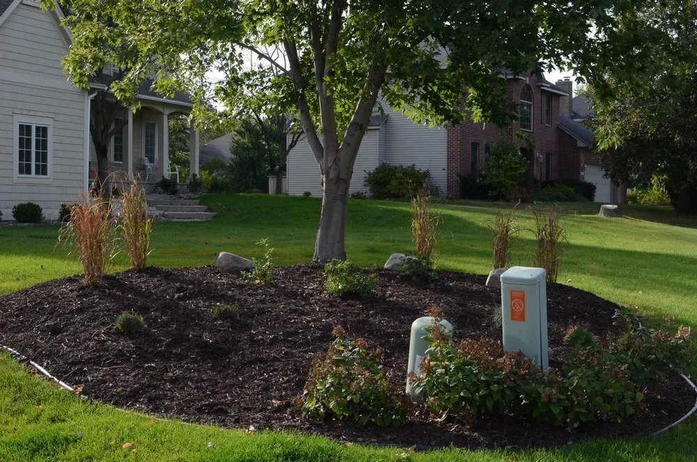 Top-rated landscape installation experts serving Woodbury, MN - Marsh Creek Landscapes