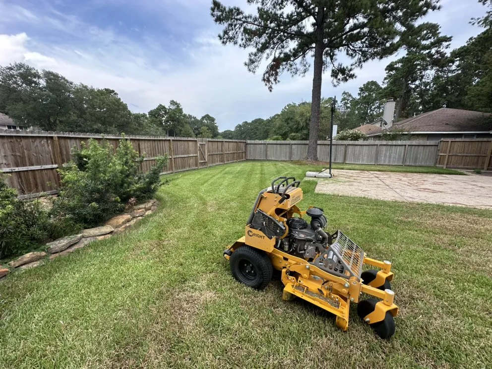 Professional residential landscaping for residential properties in Houston, TX by Marsh lawn & landscaping