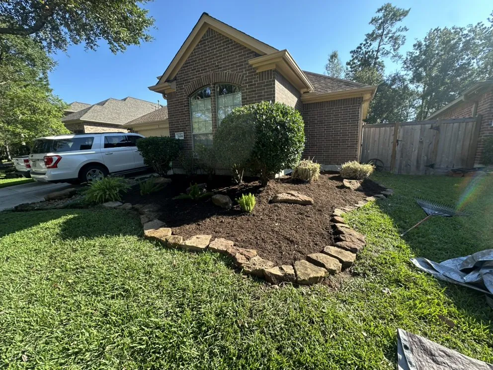 Top-rated landscape installation for year-round maintenance in Houston, TX by Marsh lawn & landscaping