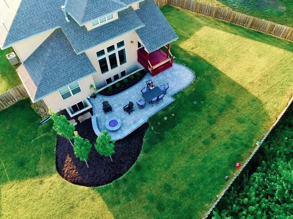 Affordable landscaping services experts serving Overland Park, KS - Marshall Lawn & Irrigation