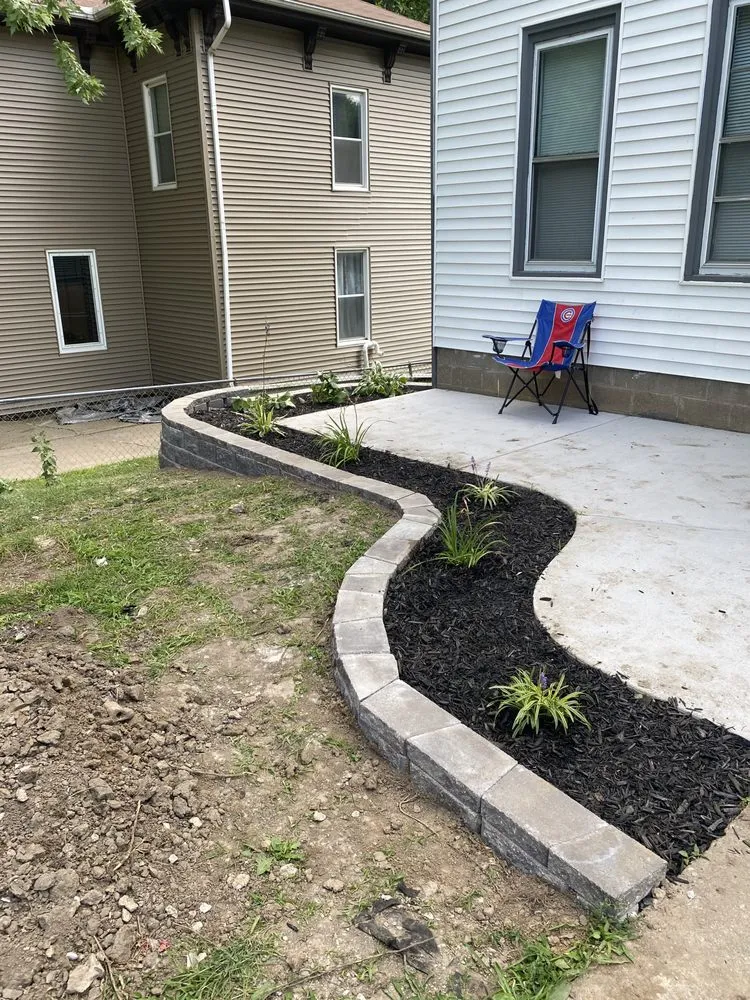 Top-rated yard cleanup service experts serving Moline, IL - Marshall’s Landscaping