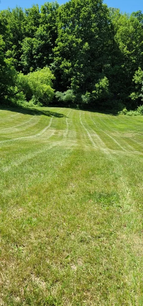 Local lawn mowing service experts serving Cambridge, NY - Marshall's Lawn Care