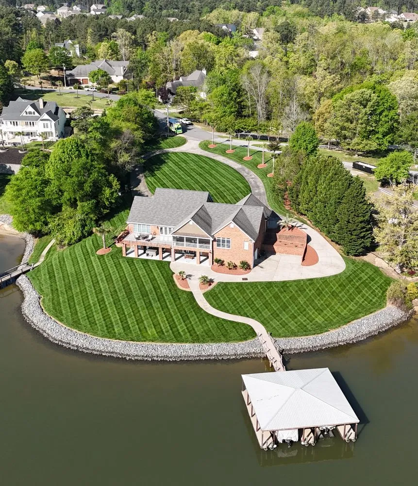 Affordable lawn care service experts serving Rock Hill, SC - MART-NEZ Landscape Service