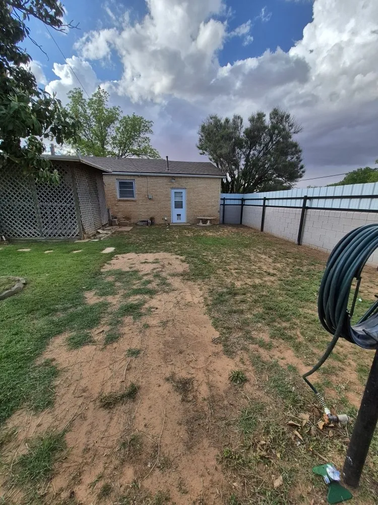 Top-rated yard maintenance in Lamesa, TX - Martens Small Yard Mowing and Trimming