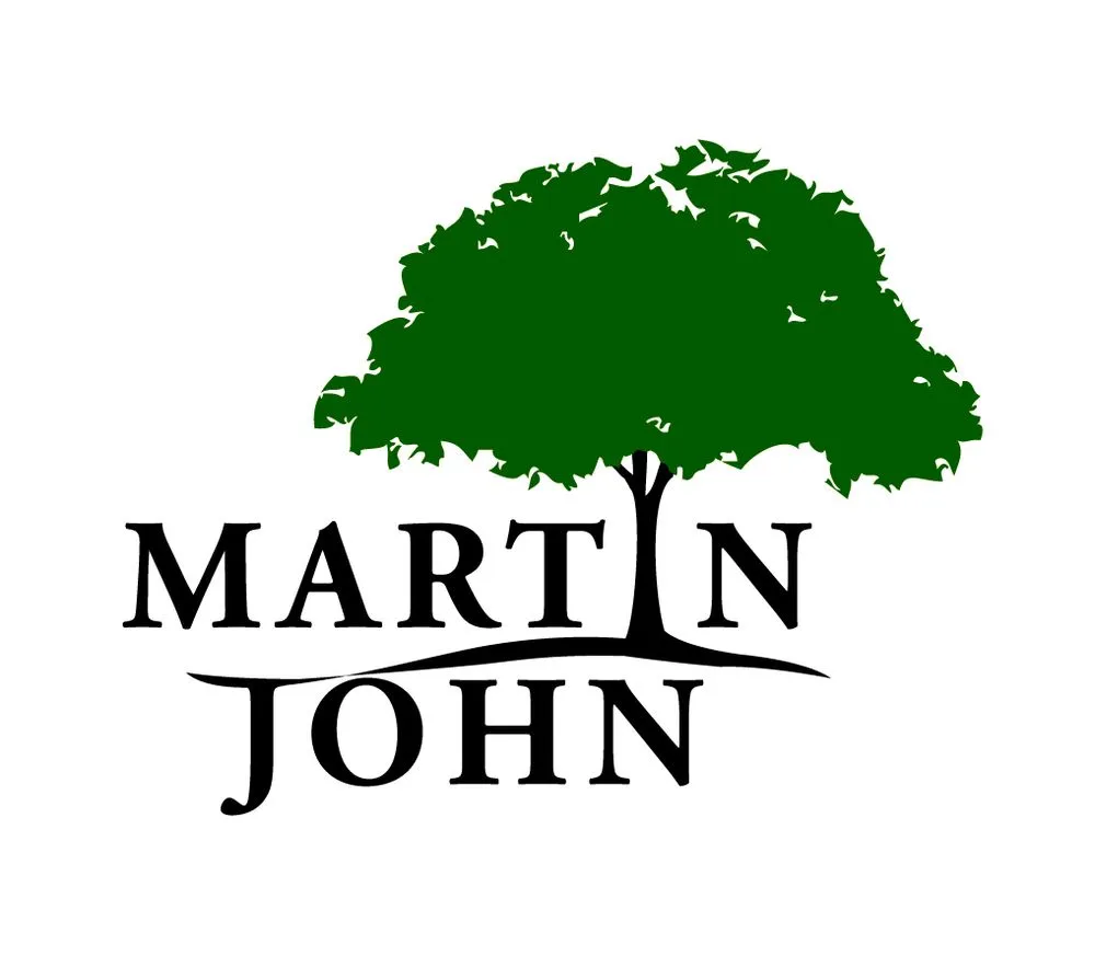 Affordable yard cleanup service in Libertyville, IL - Martin John