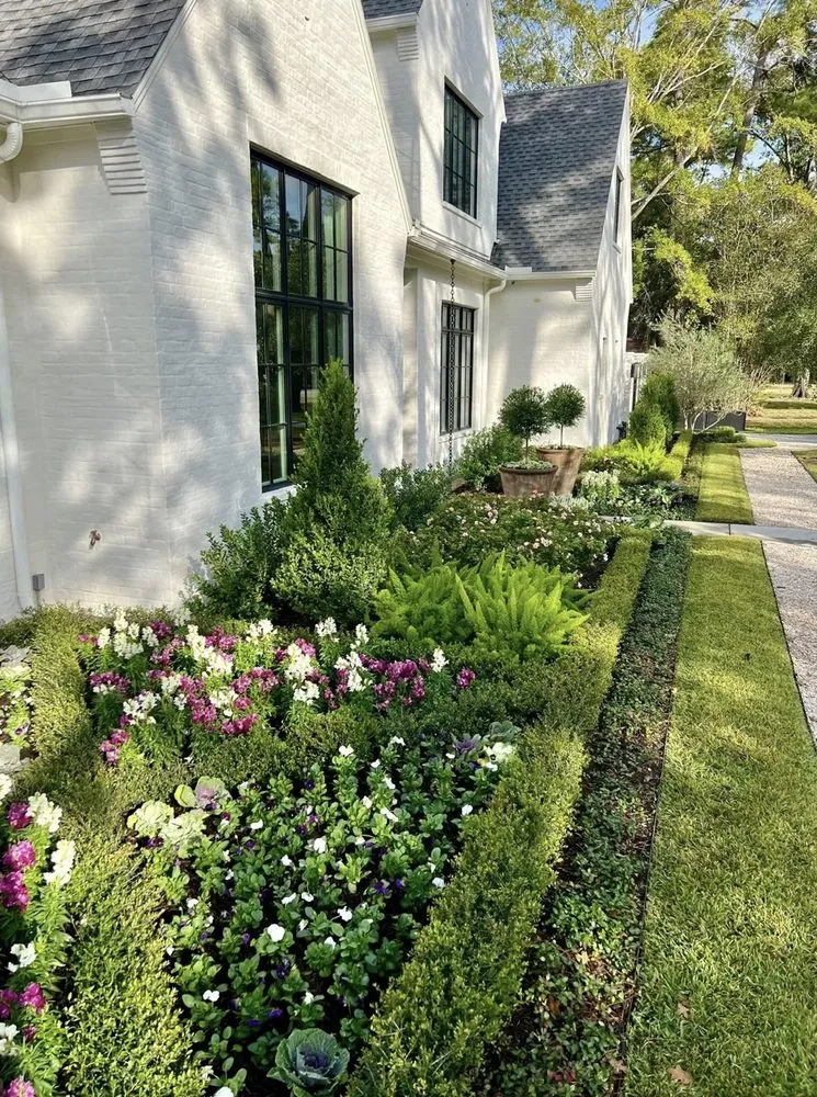 Professional landscape installation in Deer Park, TX - Martin Land Design
