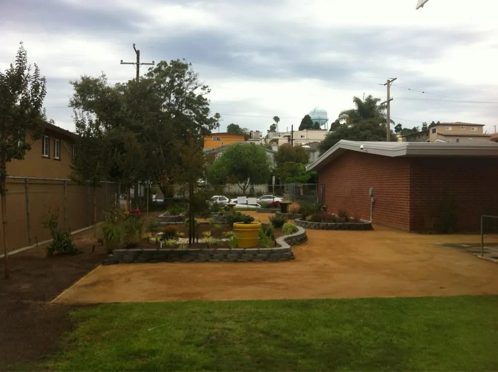 Local lawn care service experts serving El Segundo, CA - Martin Landscaping
