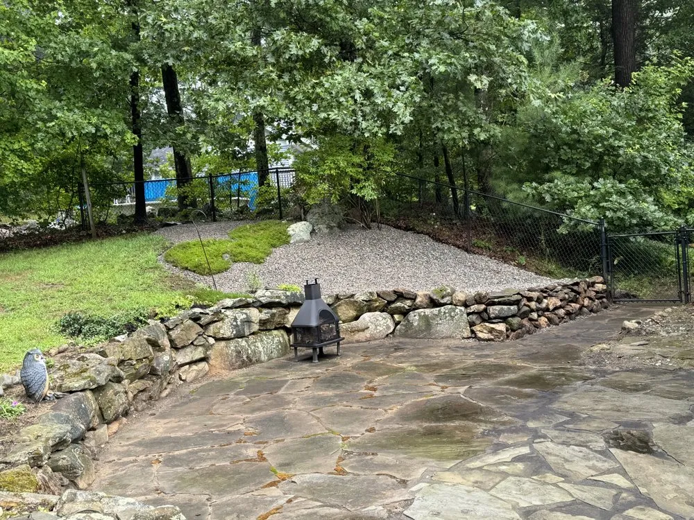 Professional yard maintenance in Manchester, NH - Martin Landscaping