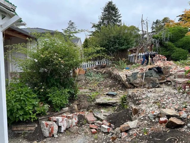 Trusted lawn care service in Richmond, CA by Martin Landscaping