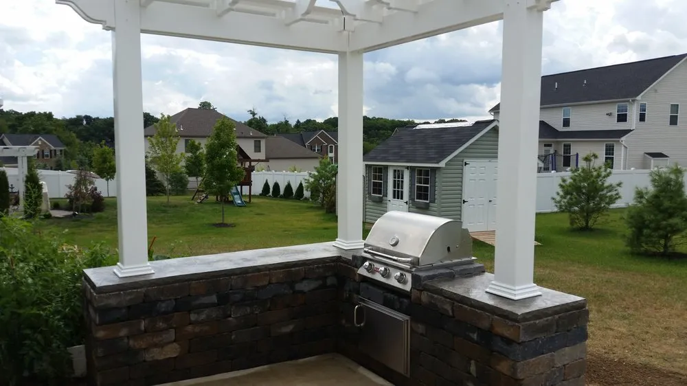 Expert landscaping services experts serving Aliquippa, PA - Martin Lawn Services