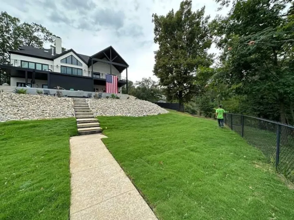 Reliable outdoor landscaping for year-round maintenance in Lebanon, TN by Martin Lawnscapes