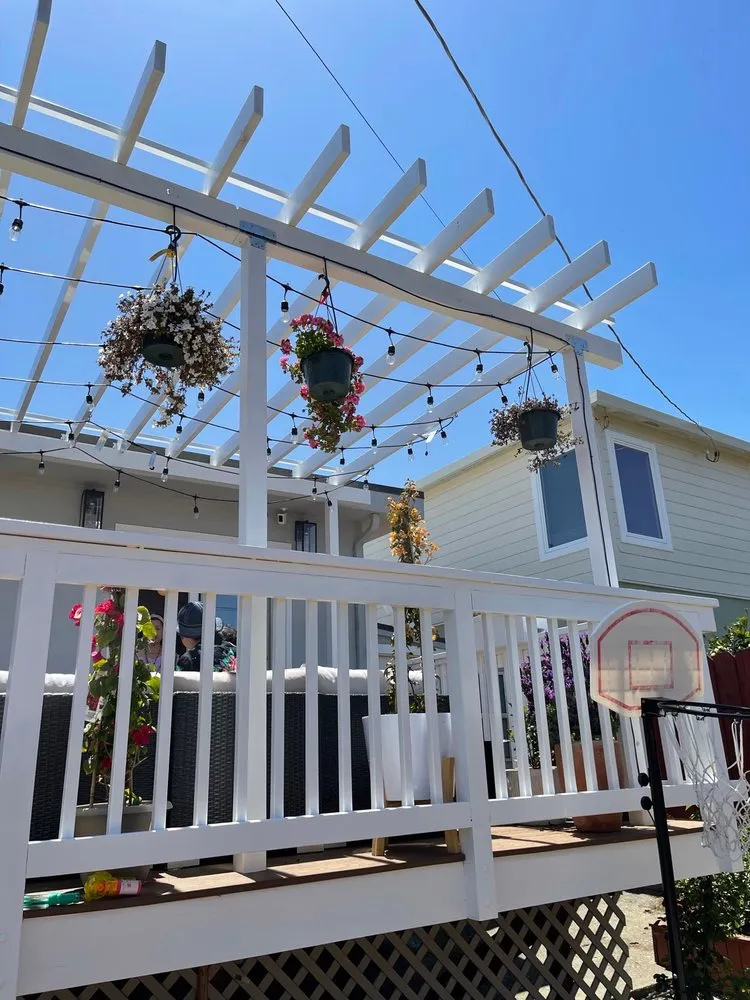 Custom outdoor landscaping in Sonoma, CA - Martin Reyes Landscaping