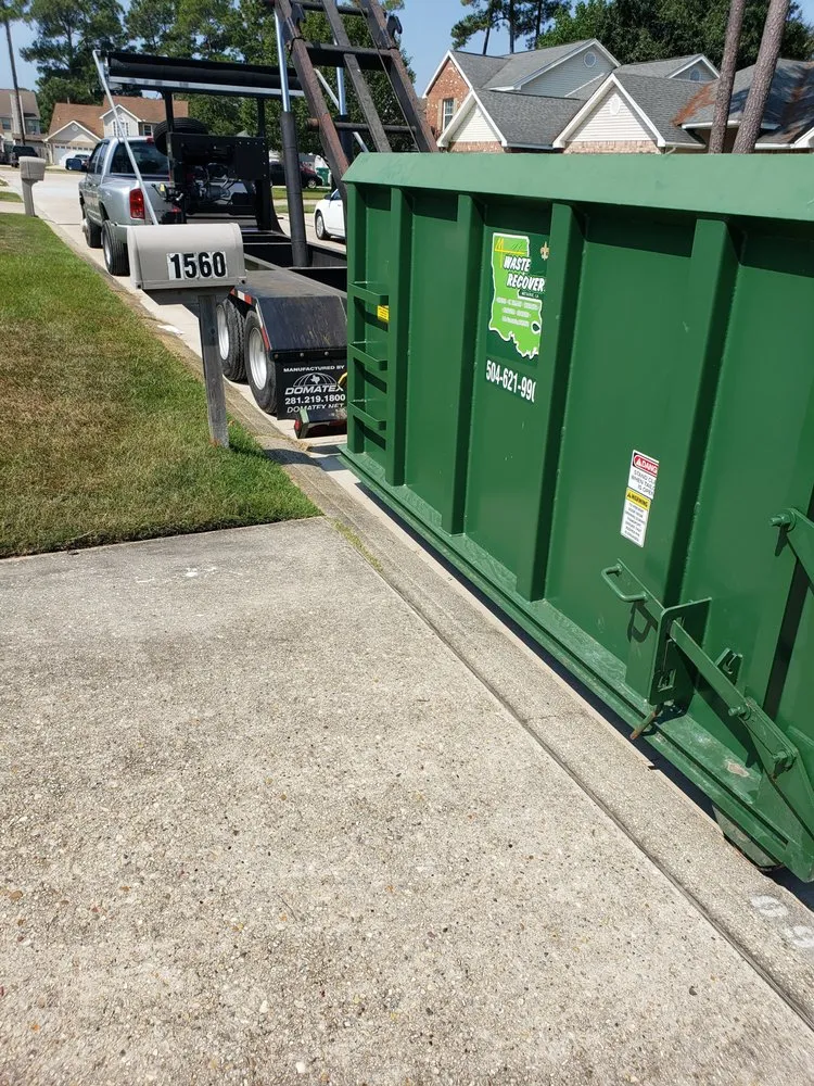 Reliable lawn mowing service experts serving Metairie, LA - Martin Transports Waste Recovery