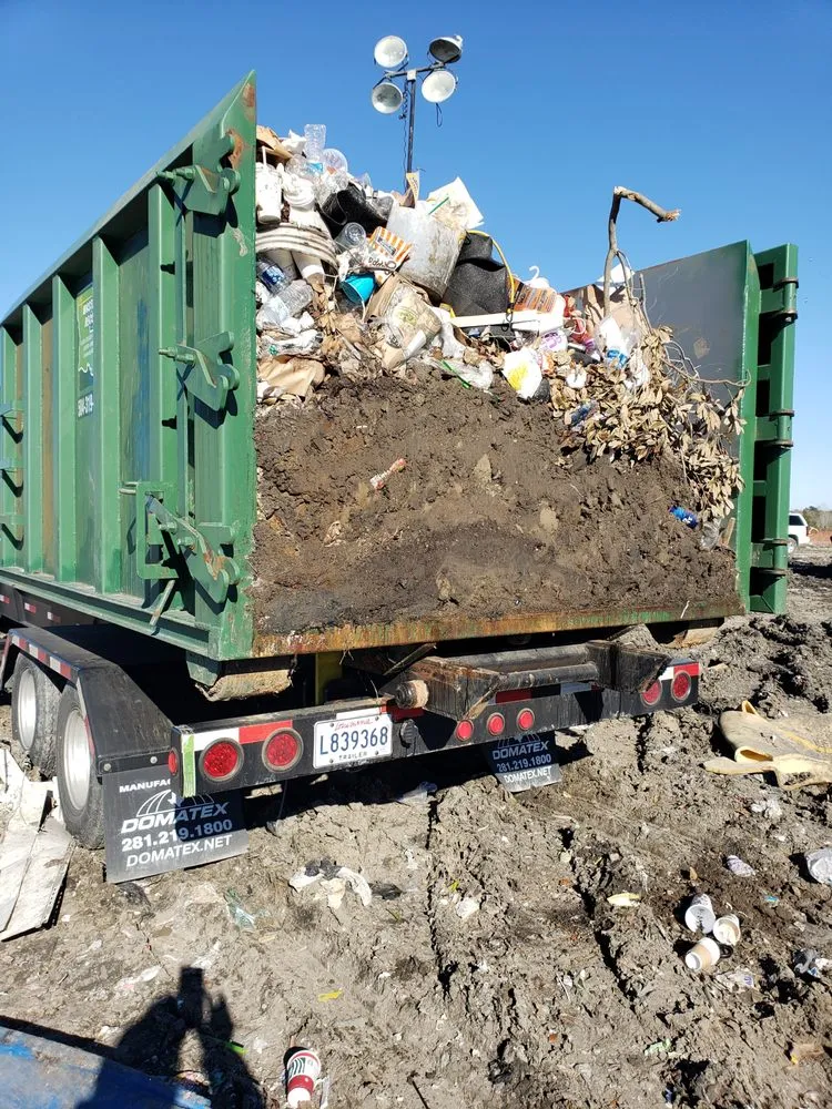 Affordable garden landscaping experts serving Metairie, LA - Martin Transports Waste Recovery