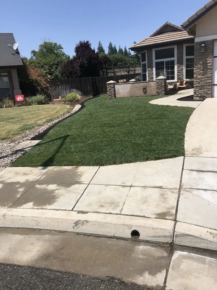 Affordable residential landscaping near you in Fresno, CA by Martinez 217 Lawn Service & Custom Landscape